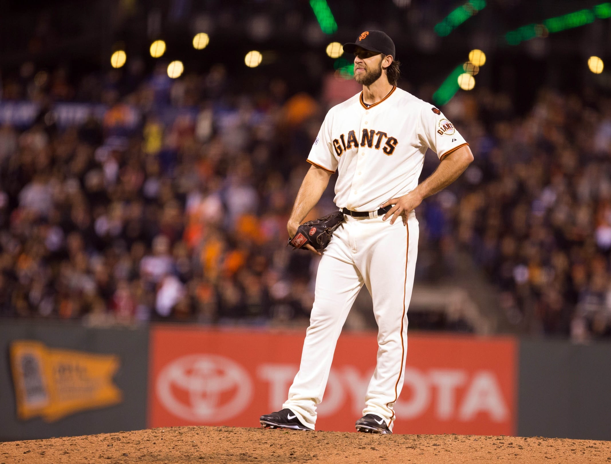 Dodgers Video: Clayton Kershaw Works 13-pitch At-bat Against Madison Bumgarner