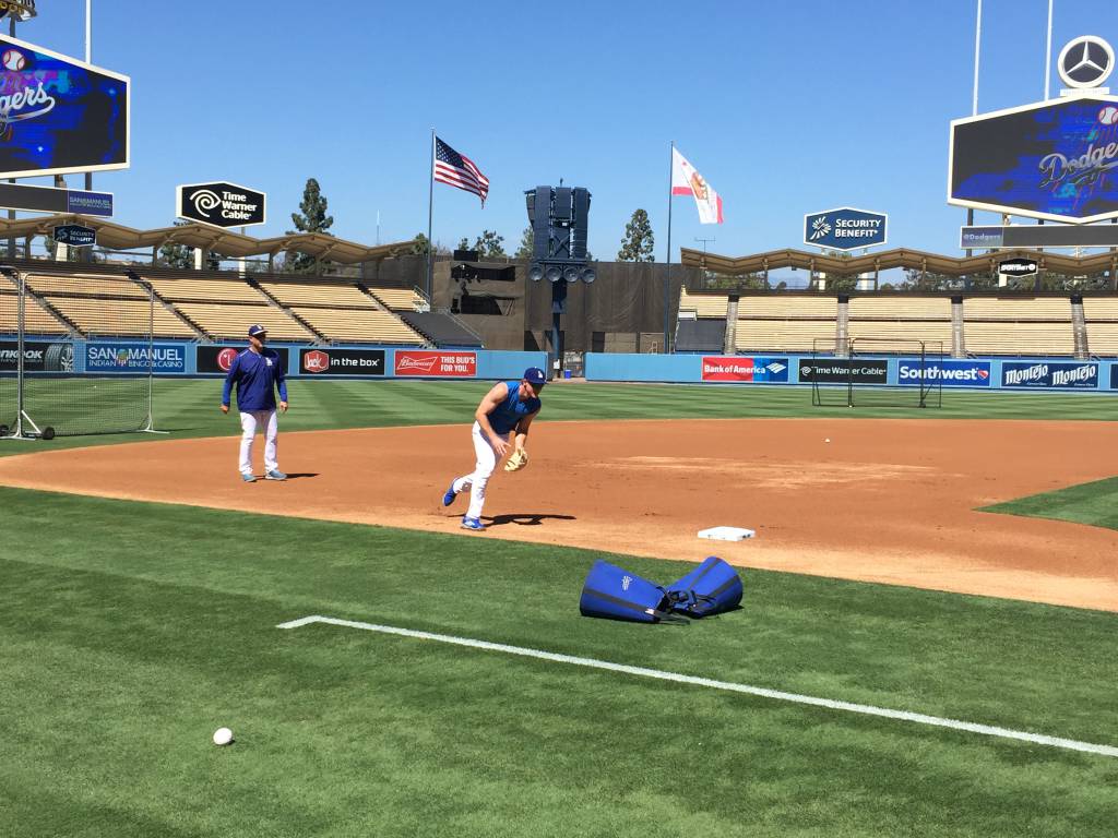 Dodgers News: Chase Utley To Continue Working At 3rd Base