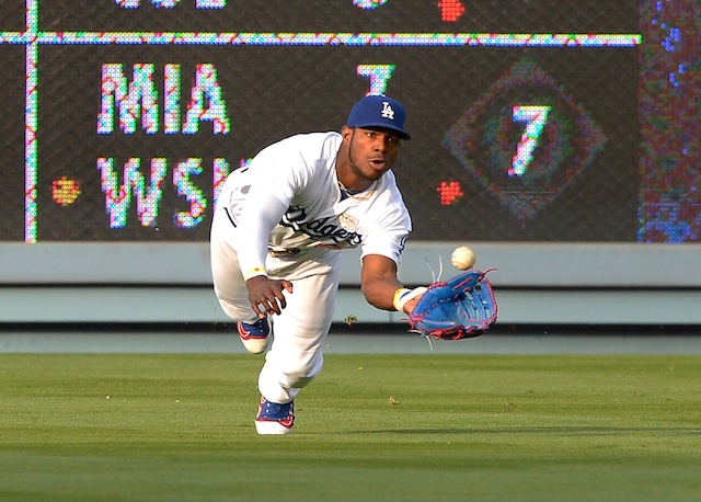 Dodgers Video: Yasiel Puig Makes Diving Catch To Rob Yadier Molina