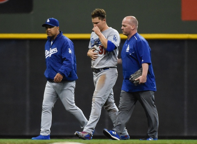 Joc-pederson-neil-rampe-dave-roberts