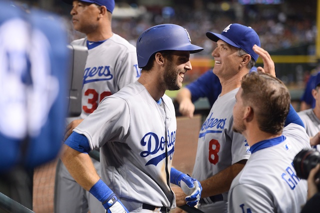 Bob-geren-yasmani-grandal-dave-roberts-chris-taylor