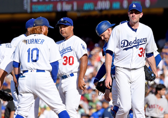 Yasmani-grandal-brandon-mccarthy-dave-roberts-justin-turner