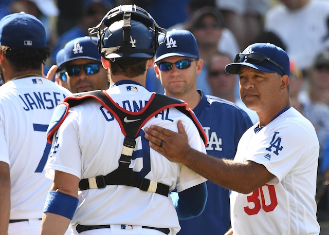 Yasmani-grandal-kenley-jansen-dave-roberts