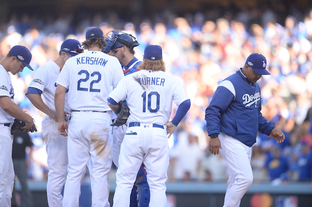 Clayton-kershaw-dave-roberts-justin-turner