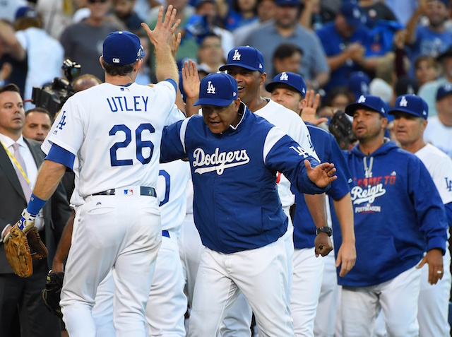 Dave-roberts-chase-utley-dodgers-win