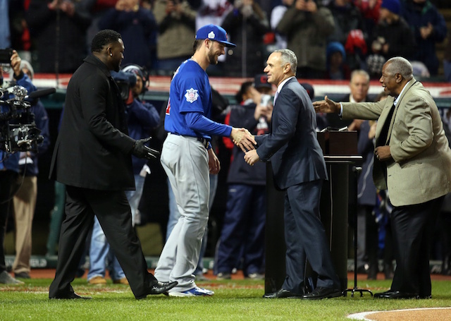 Kris Bryant, David Ortiz Named Winners Of 2016 Hank Aaron Awards