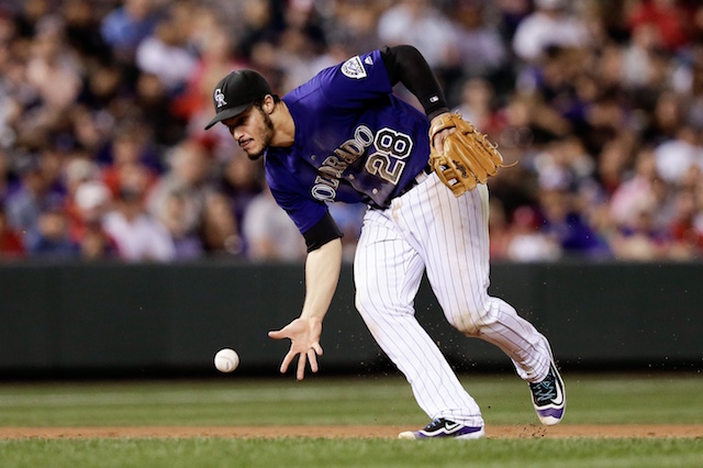 Nolan Arenado Wins 2016 Rawlings Gold Glove Over Justin Turner, Anthony Rendon