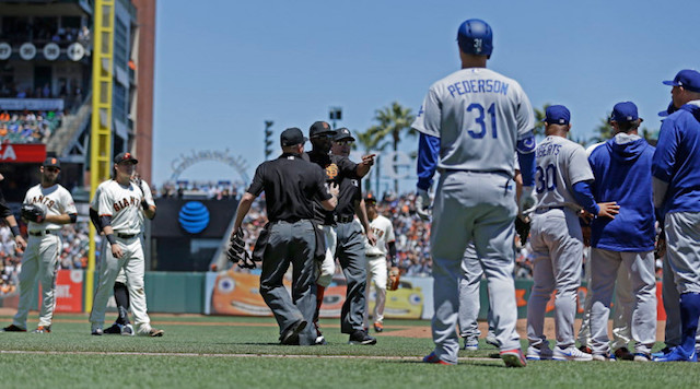 Joc-pederson-dave-roberts