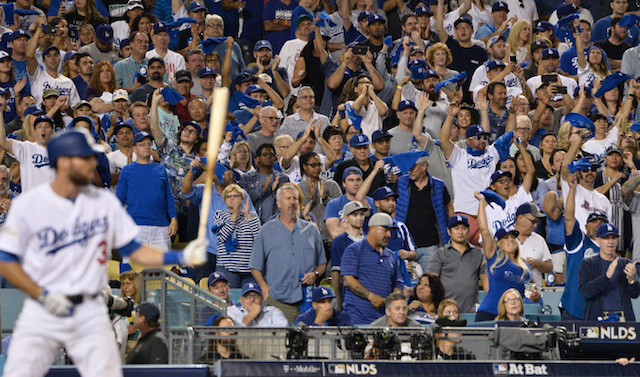 Chris Taylor, Dodgers fans, 2017 NLDS