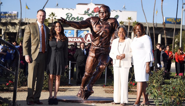 Jackie Robinson statue, Rose Bowl, Jackie Robinson statue unveiling, Alba and Thomas Tull, Sharon Robinson, Rachel Robinson