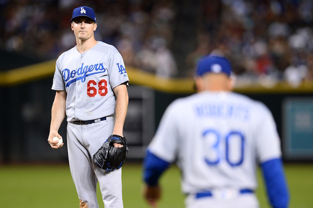 Dave Roberts, Ross Stripling, pitching change