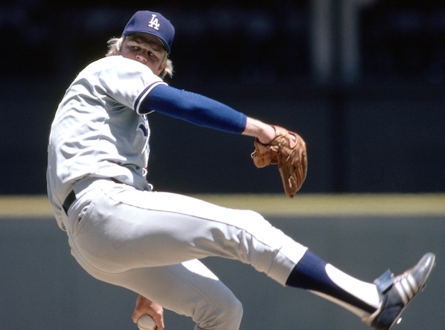 Los Angeles Dodgers starting pitcher Jerry Reuss