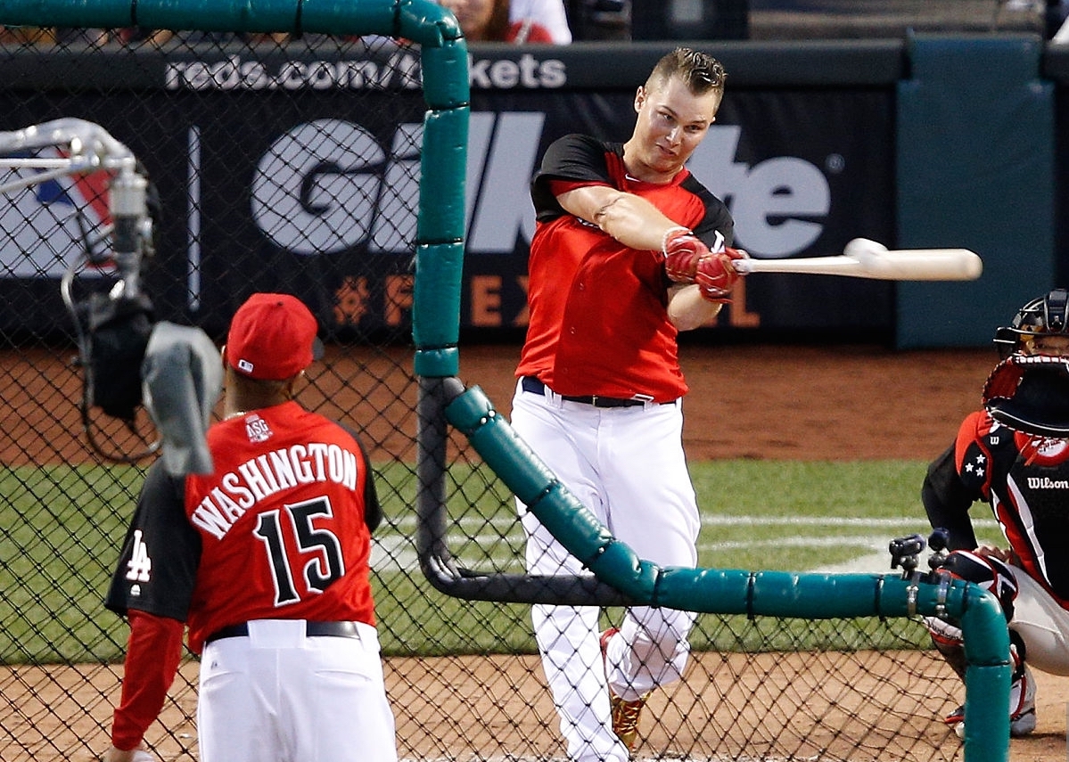 Johnny Washington pitches to Los Angeles Dodgers outfielder Joc Pederson in the 2015 Home Run Derby