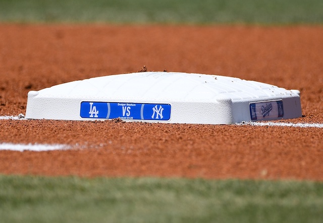 General view of first base during the series between the New York Yankees and Los Angeles Dodgers