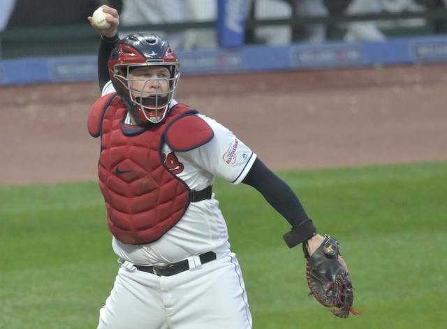 Cleveland Indians catcher Roberto Perez