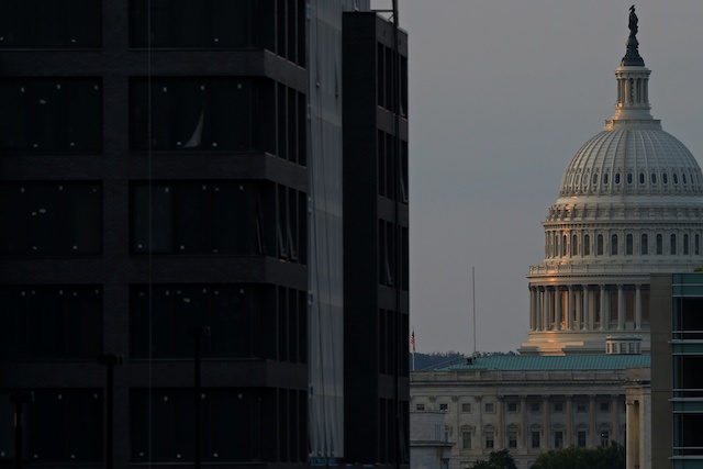 General view of the United States Capitol building