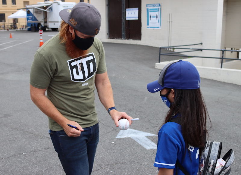 Justin Turner, The Dream Center, autograph