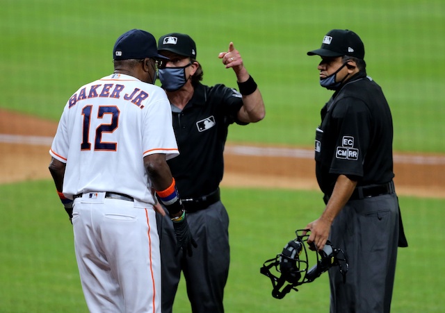 Dusty Baker, umpires