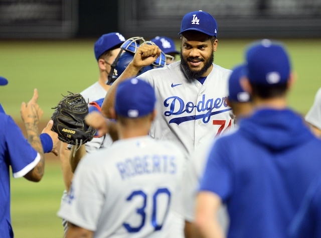 Kenley Jansen, Dave Roberts, Dodgers win