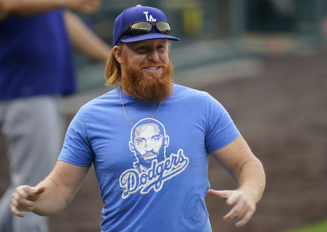 Justin Turner, Kobe Bryant shirt