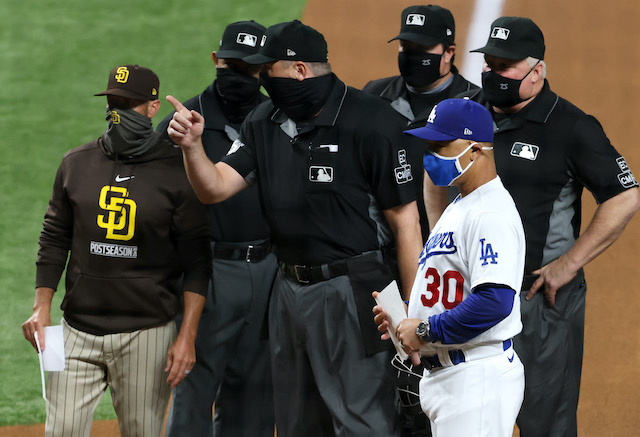 Dave Roberts, Jayce Tingler, umpires, lineup cards, 2020 NLDS