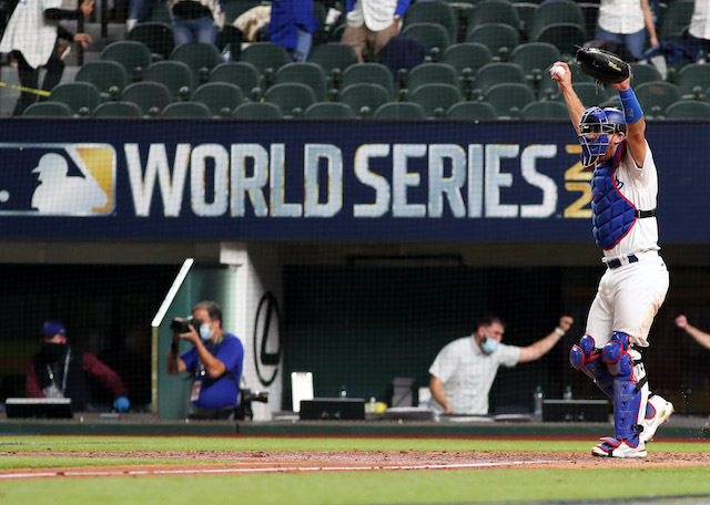 Austin Barnes, Jon SooHoo, Dodgers win, 2020 World Series