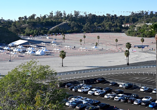 Dodger Stadium parking lot, coronavirus vaccine site