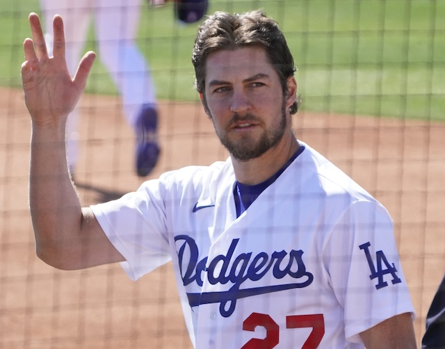 Dodgers Video Trevor Bauer Plays Pranks On Gavin Lux Dustin May