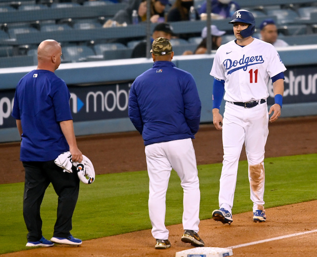 AJ Pollock, Dave Roberts, Dodgers trainer Neil Rampe