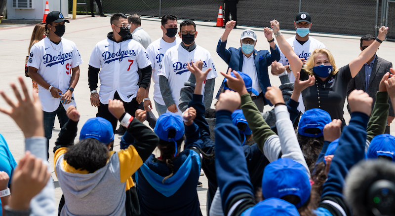 Victor Gonzalez, Jaime Jarrín, Albert Pujols, Naomi Rodriguez, Edwin Uceta, Julio Urias, Pepe Yñiguez