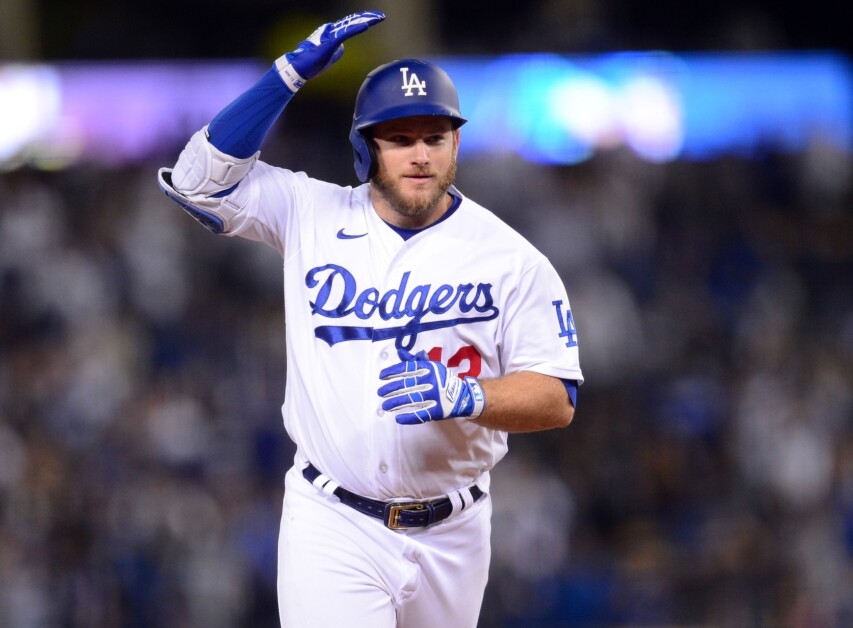 Max Muncy, head tap celebration