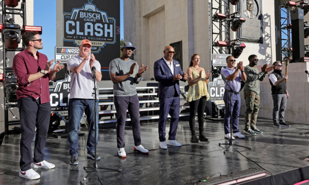 Jim Abbott, Reggie Bush, Eric Dickerson, Jeff Gordon, Matt Leinart, Misty May-Treanor, Dave Roberts, Greg Townsend, 2022 Busch Light Clash grand marshals