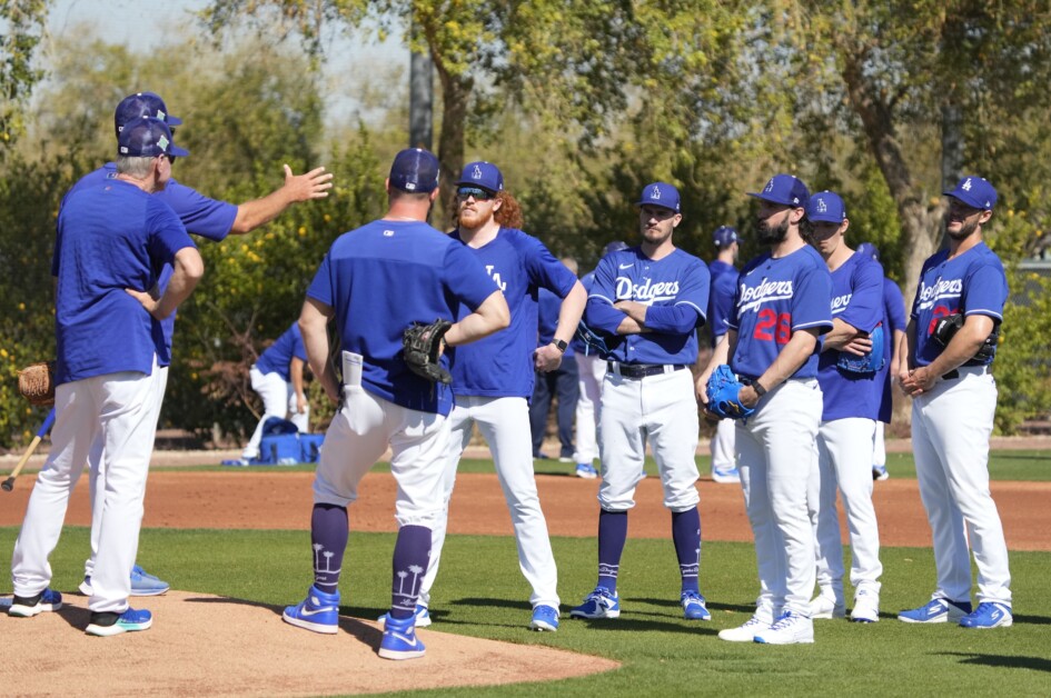 Walker Buehler, Tony Gonsolin, Andrew Heaney, Clayton Kershaw, Dustin May, PFP drills, 2022 Spring Training