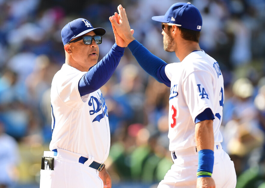 Dave Roberts, Chris Taylor, Dodgers win