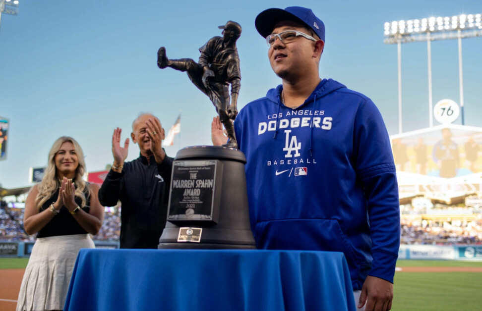 Julio Urías, 2021 Warren Spahn Award