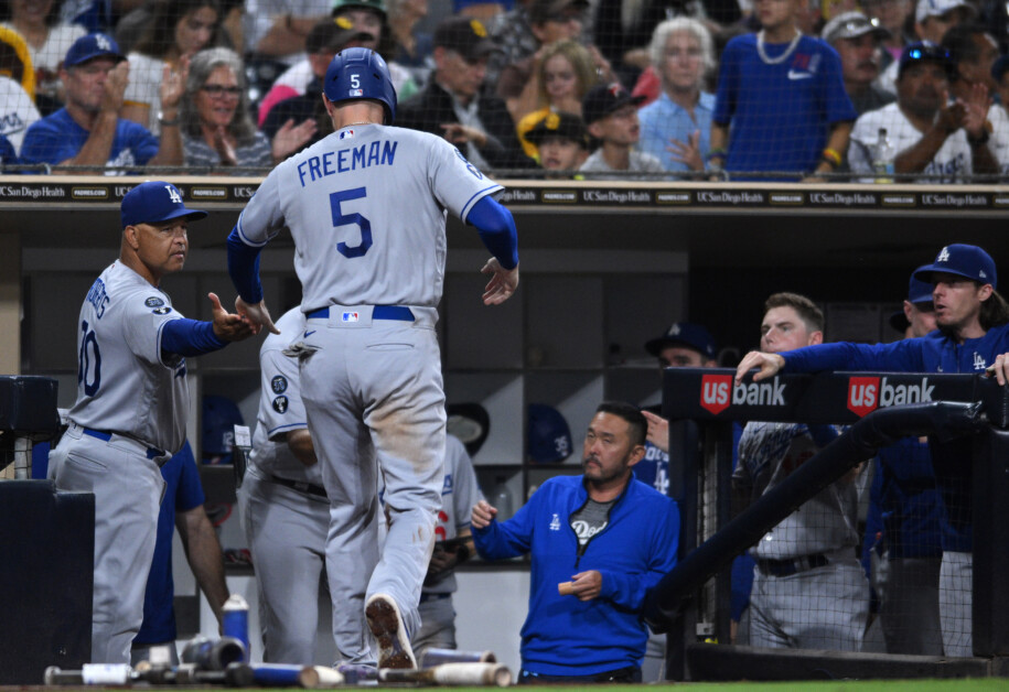 Freddie Freeman, Danny Lehmann, Dave Roberts, Will Smith, Dodgers trainer Yosuke "Possum" Nakajima