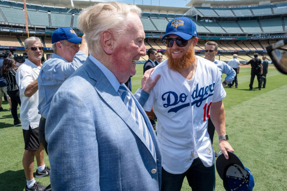 Justin Turner, Vin Scully