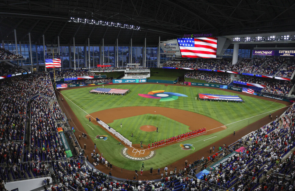 Team USA, Team Cuba, loanDepot Park view, 2023 World Baseball Classic