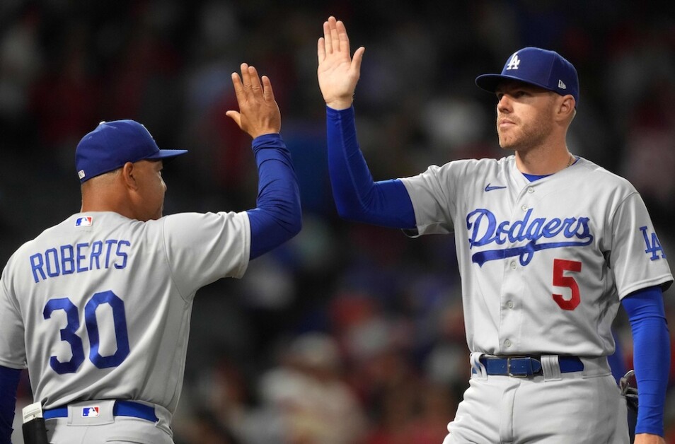 Freddie Freeman, Dave Roberts, Dodgers win, Freeway Series
