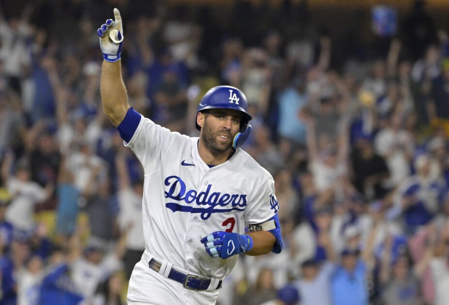 Chris Taylor, Dodgers walk-off win