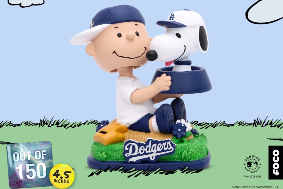 Dodgers bobblehead, Charlie Brown, Snoopy, Peanuts, FOCO