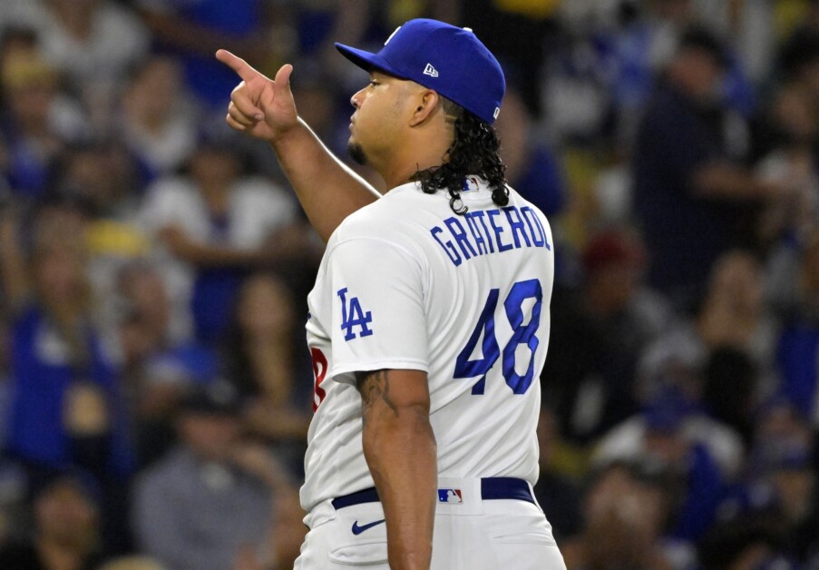 Brusdar Graterol, 2023 NLDS