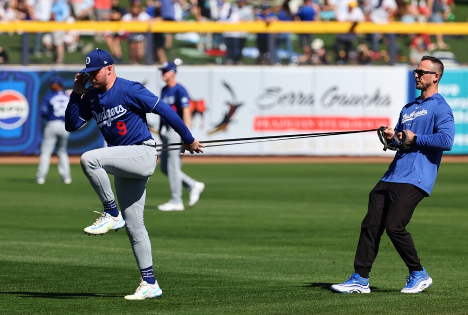 Gavin Lux, Dodgers trainer Eric Yavarone, 2024 Spring Training