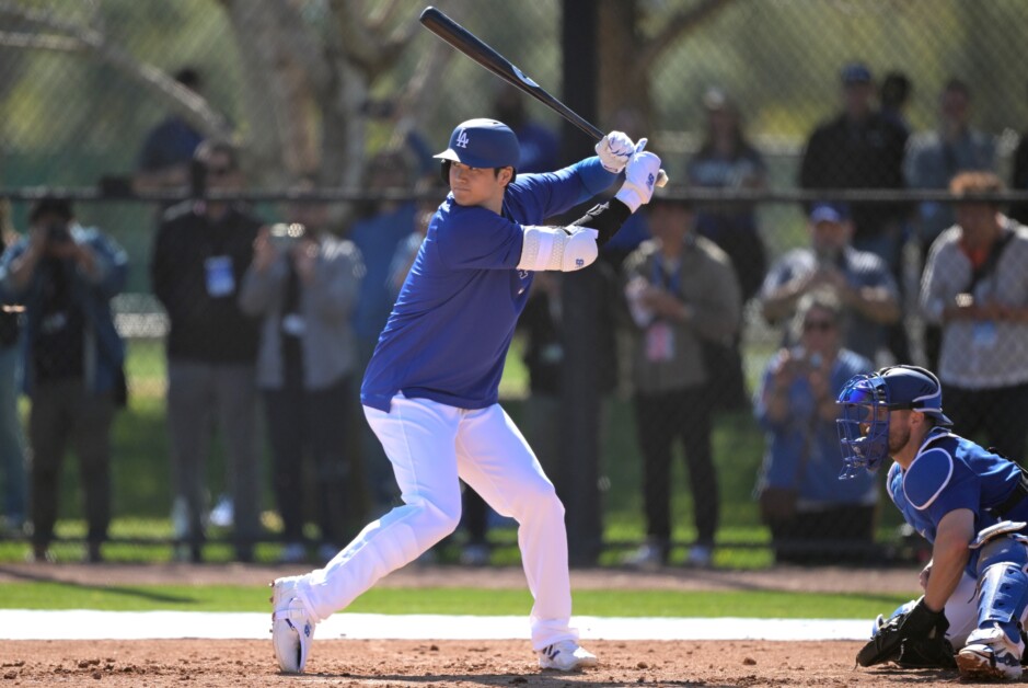 Shohei Ohtani, Dodgers workout, 2024 Spring Training