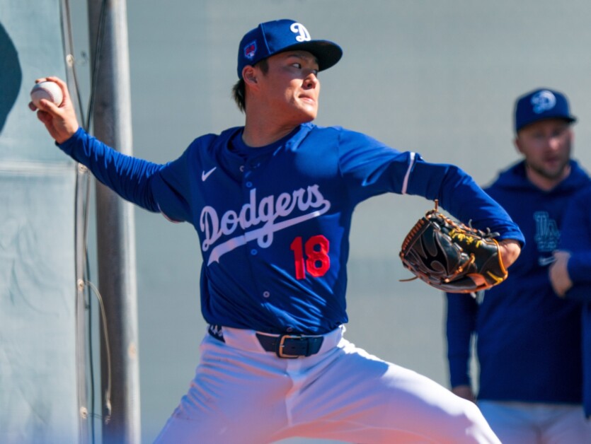 Yoshinobu Yamamoto, Dodgers workout, 2024 Spring Training