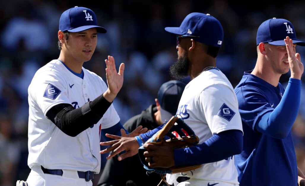 Shohei Ohtani, Teoscar Hernández, Walker Buehler, Dodgers win