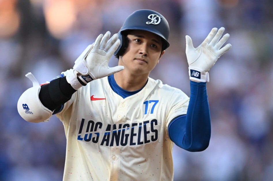 Shohei Ohtani, Dodgers City Connect, Dodgers celebration