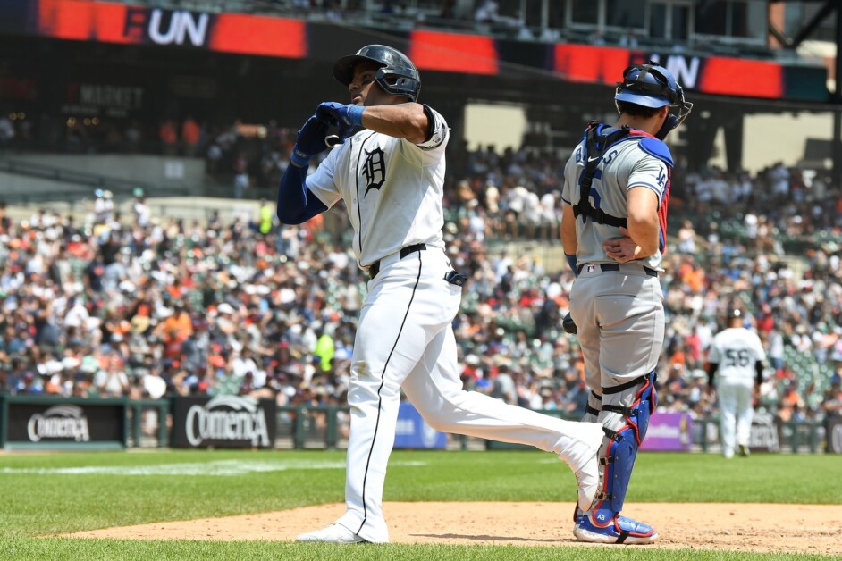 Andy Ibañez, Austin Barnes