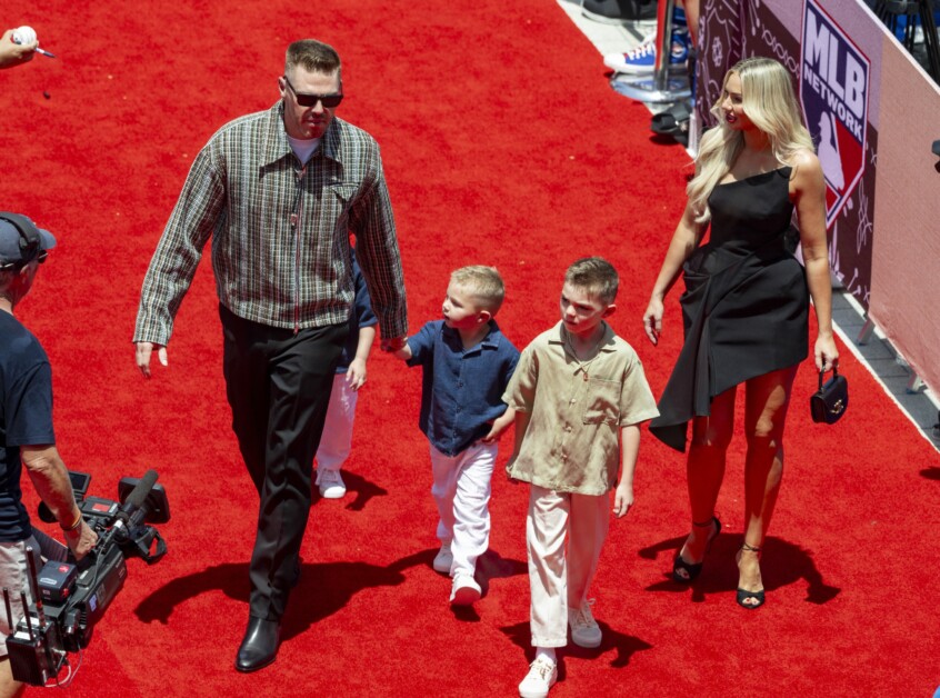 Freddie Freeman, Chelsea Freeman, Charlie Freeman, Brandon John, Maximus Turner, 2024 MLB All-Star Game red carpet