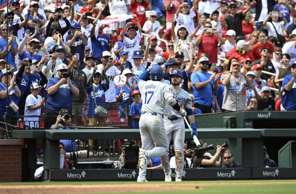 Shohei Ohtani, Gavin Lux, Dodgers fans